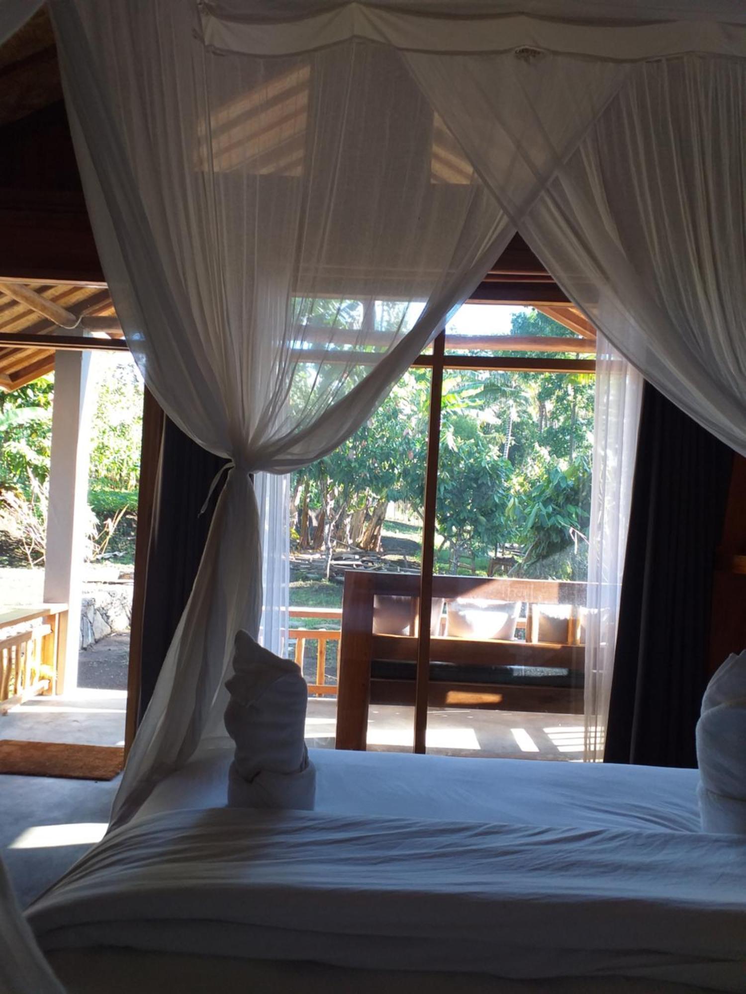 The Geckos Homestay Kelimutu Quarto foto